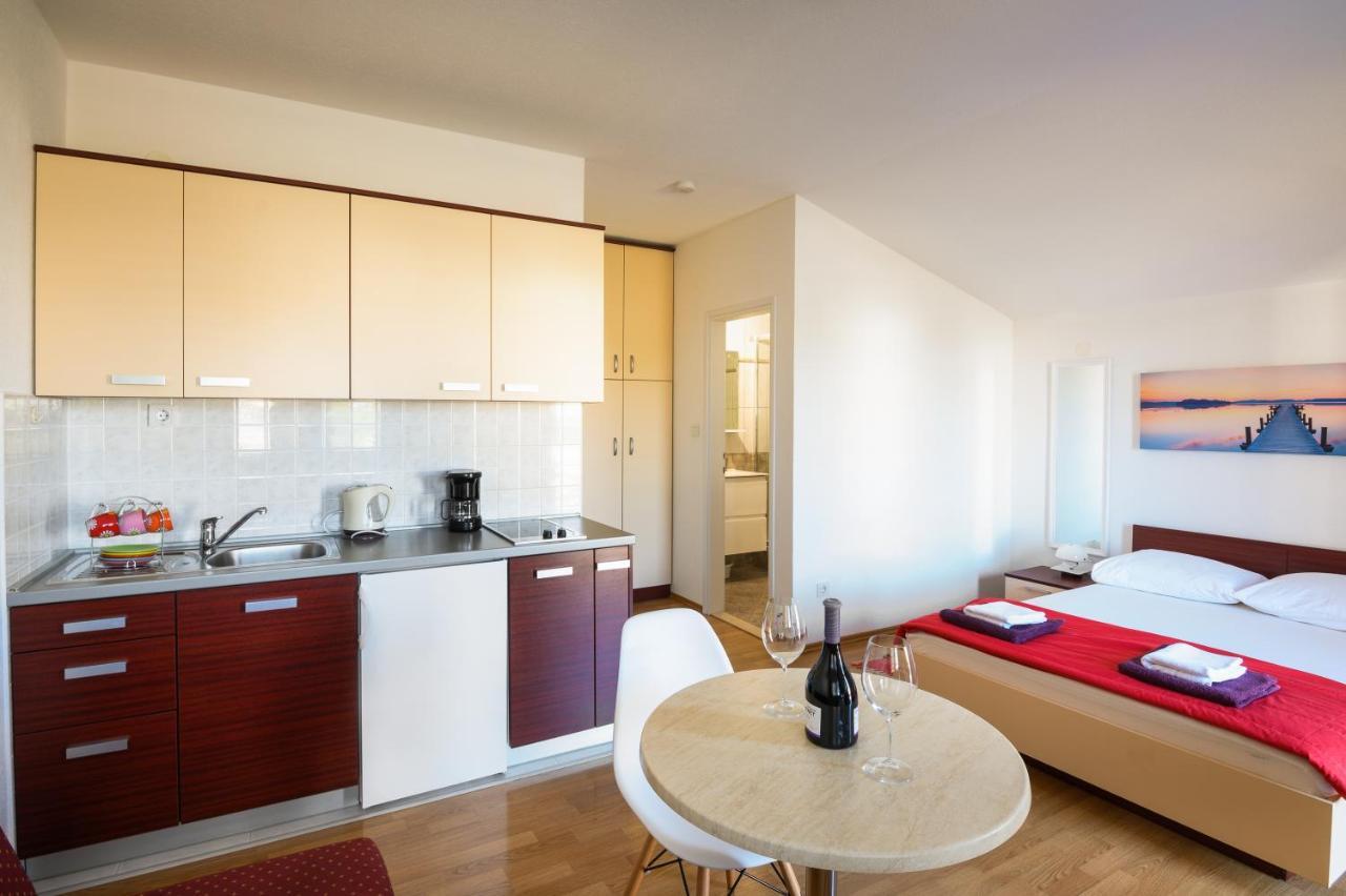 Apartments Blatancic Vodice Extérieur photo